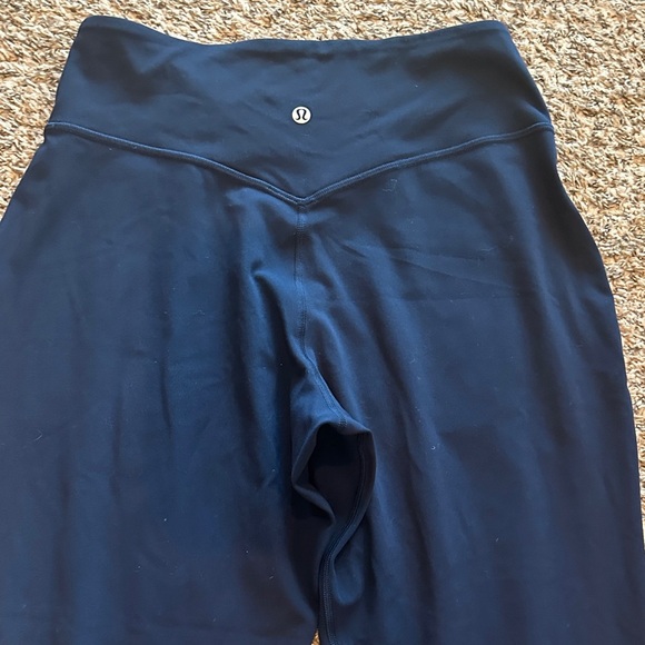 Lululemon Athletica Navy Blue Align  Joggers- like New - Picture 5 of 9